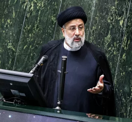 الرئيس الإيراني يوافق على زيادة كاميرات مراقبة الحجاب الإجباري... لماذا؟