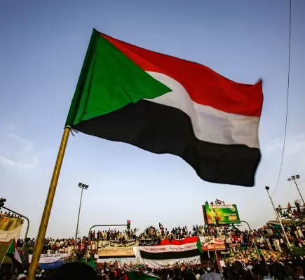 عندما يذهب &amp;quot;الإخوان والدعم السريع&amp;quot; إلى ميدان القتال .. هل ستبقى السودان أم تزول؟