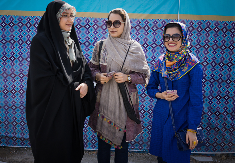 إن التغير في إيران مدفوع من قبل النساء اللواتي حاربن لإلغاء ارتداء الحجاب الإلزامي