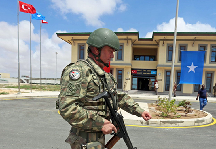 مبنى القاعدة التركية في الصومال