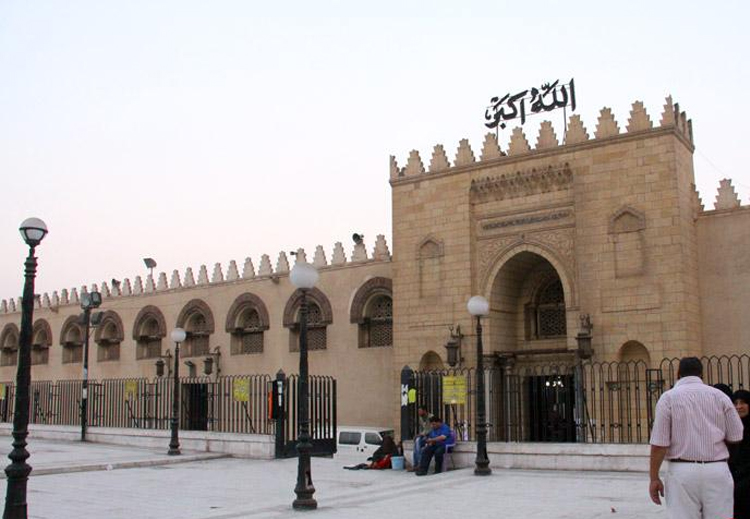 مسجد &quot;عمرو بن العاص&quot; وهو من أقدم المساجد فى مصر
