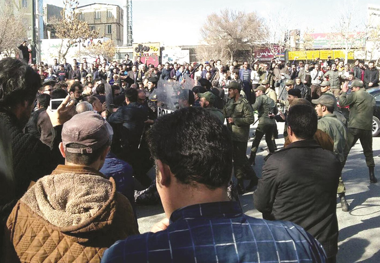 تفصح الإحصاءات الرسمية عن مستويات بطالة عالية في كارمنشاه، غرب طهران