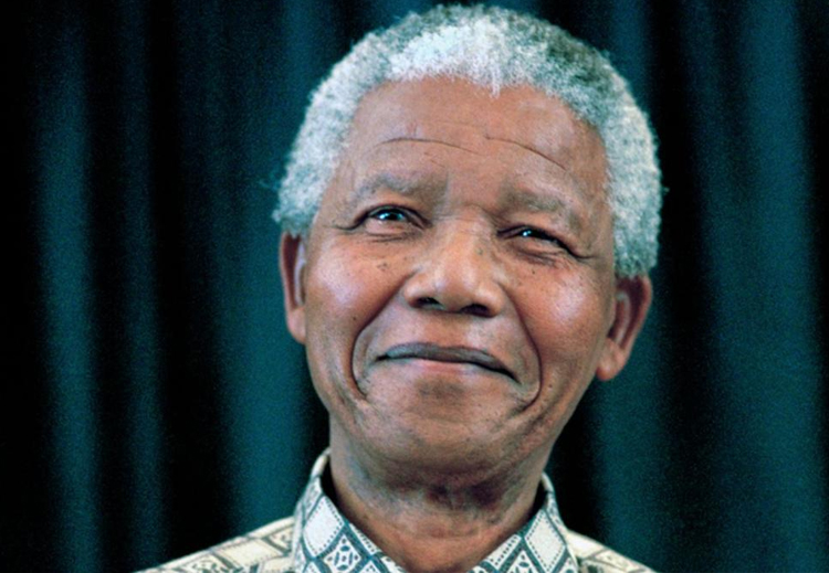 زعيم جنوب إفريقيا &quot;نيلسون مانديلا&quot;