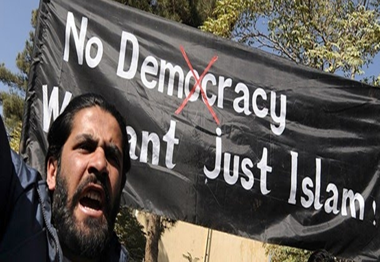 الديمقراطية أصبحت تثير حفيظة بعض مسلمي أوروبا بفعل الإسلام السياسي