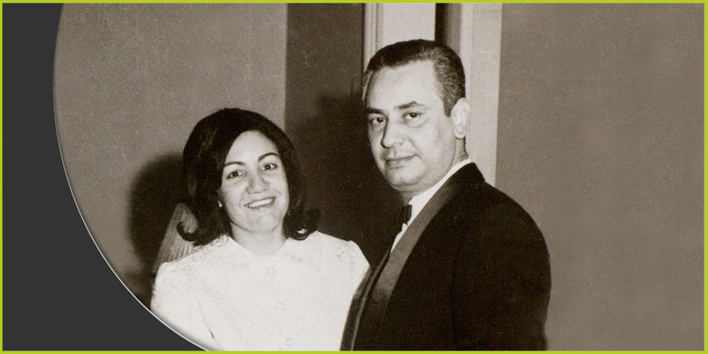 1علي الحلي مستشاراً في السفارة العراقية في القاهرة مع زوجته أوائل عام 1968