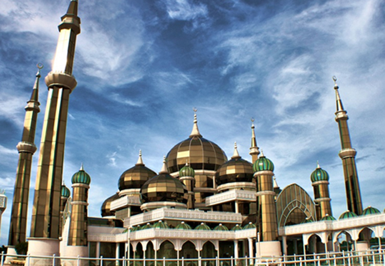 مسجد الكريستال: أكبر مسجد في ماليزيا
