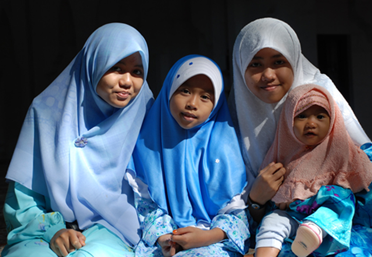 ينتشر الحجاب بين النساء المسلمات في ماليزيا