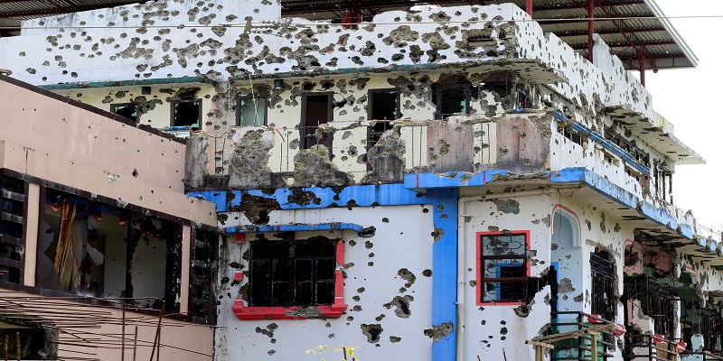 مبنى دمره تنظيم داعش الإرهابي