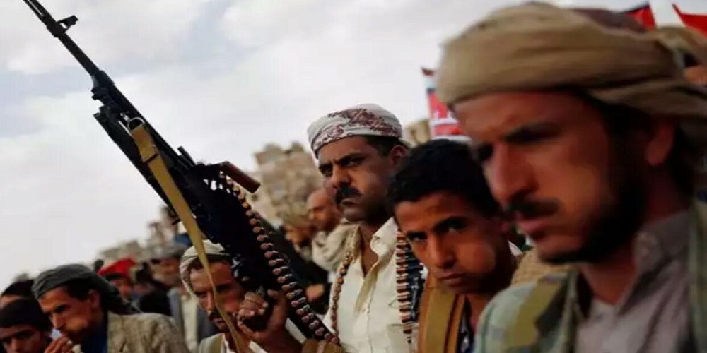 أفراد من ميليشيات الحوثي في صنعاء