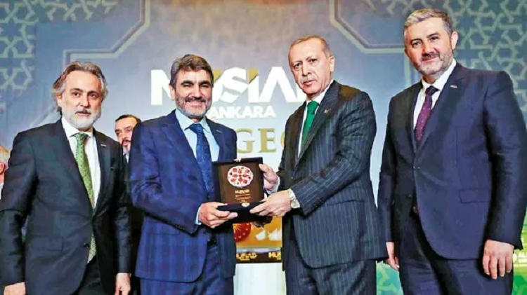 أردوغان أثناء مشاركته في إحدى فعاليات موصياد في العام 2019