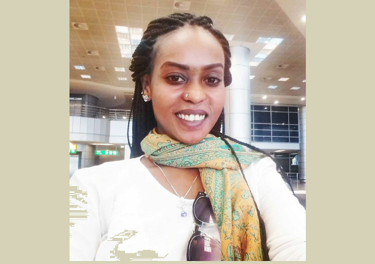 الصحفية السودانية سارة التيجاني