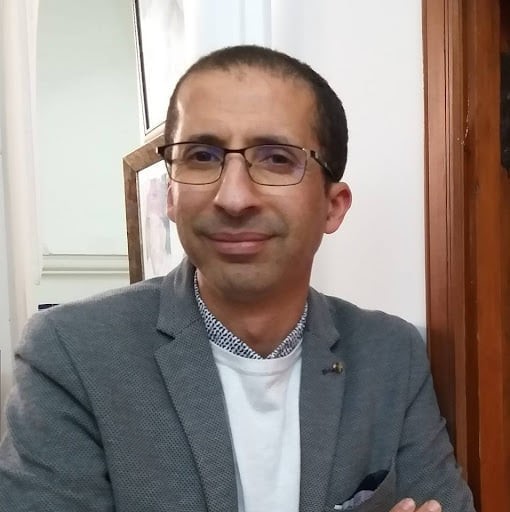 الكاتب والباحث المغربي منتصر حمادة