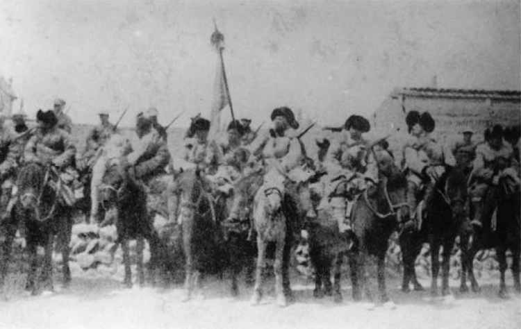 المقاتلون المسلمون الصينيون يتجمعون للقتال ضد اليابانيين... صورة من عام 1939