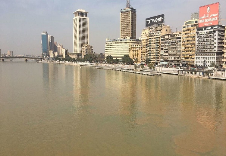 تغير لون مياه النيل في مصر