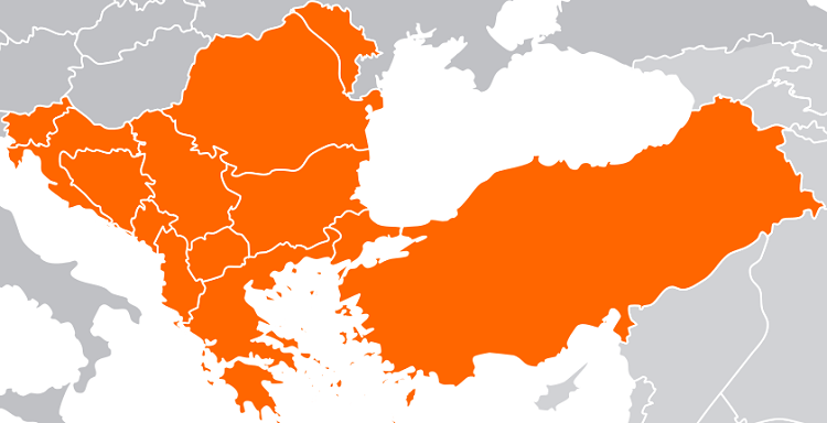 تركيا ودول البلقان باللون البرتقالي