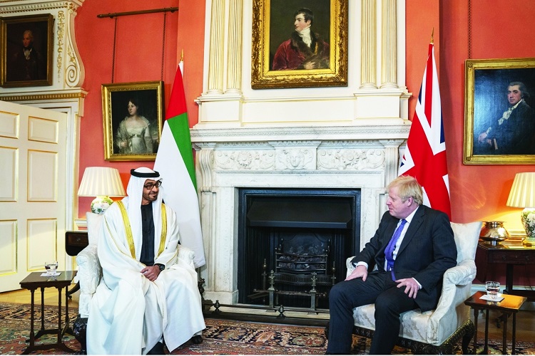 الشيخ محمد بن زايد آل نهيان ورئيس الوزراء البريطاني بوريس جونسون