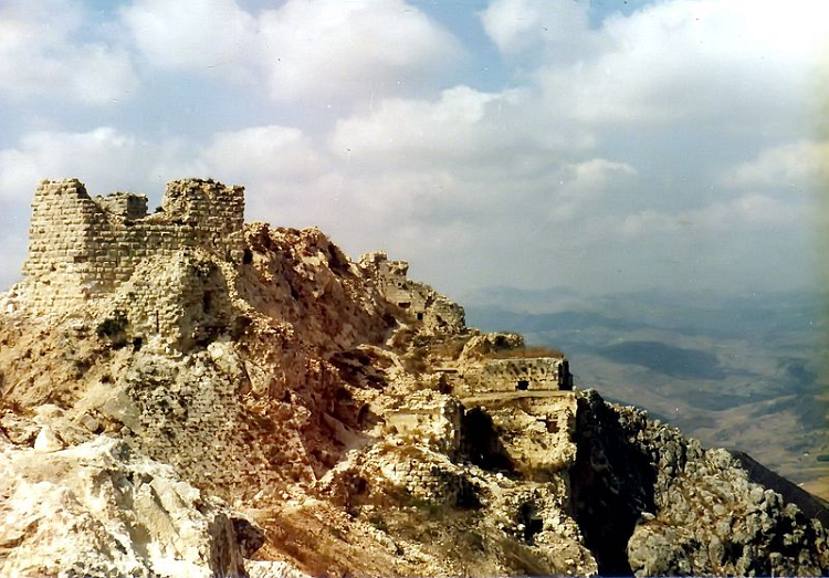 قلعة الشقيف الحصينة... استعصت على قوّات حافظ باشا