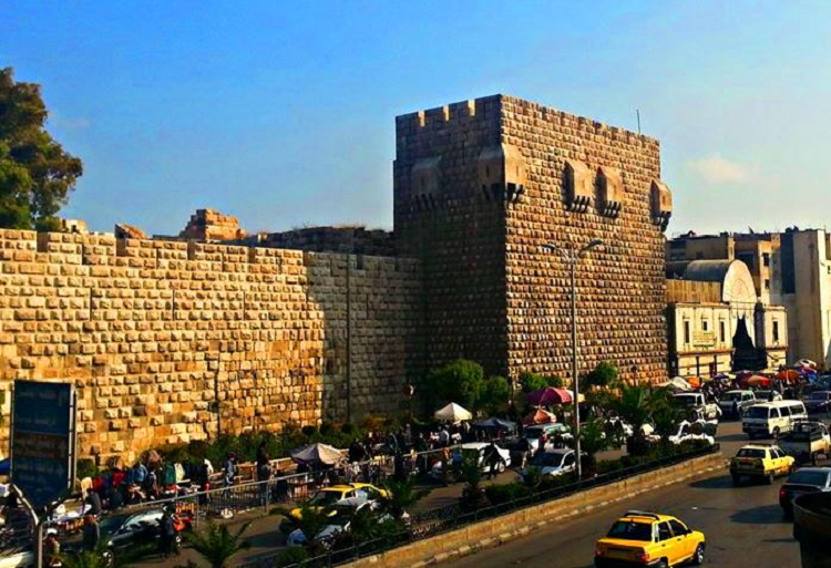 قلعة دمشق... حيث سُجِنَ فخر الدين قبل إرساله إلى إسطنبول