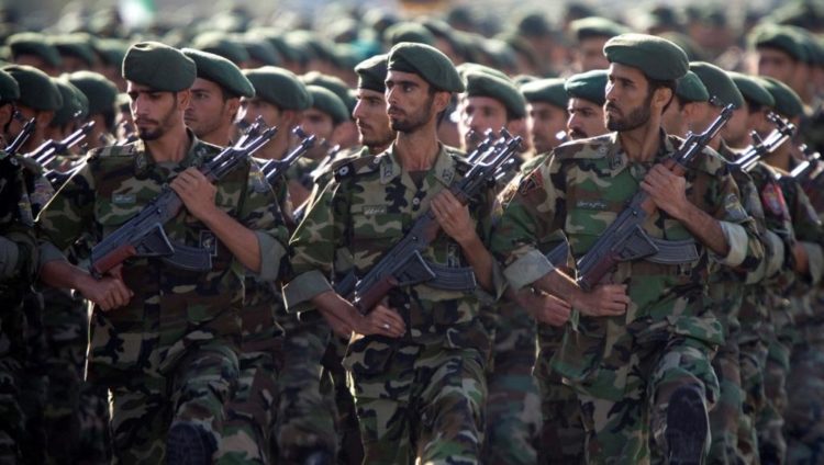 الحرس الثوري يتأهب للقيام بعمليات برّية في إقليم كردستان العراق لاستهداف مواقع الأحزاب الكردية الإيرانية المعارضة