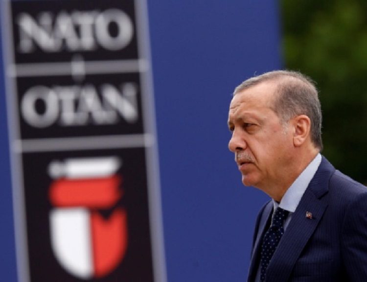  من المتوقع أن يتبادل الرئيس رجب طيب أردوغان وجهات النظر مع الحلفاء الأعضاء في الناتو قبل توقيع الاتفاقية