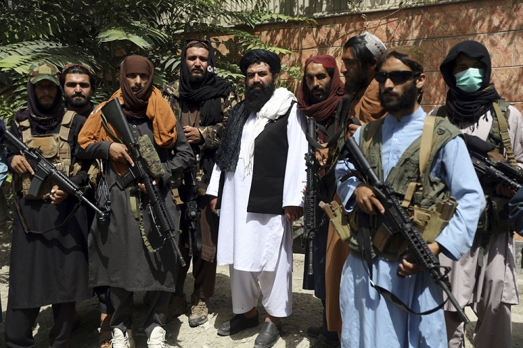  مخاوف من تمدد الصراع ليشمل طالبان الأفغانية