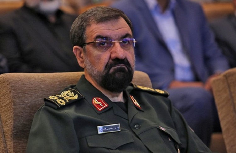 الجنرال الإيراني محسن رضائي