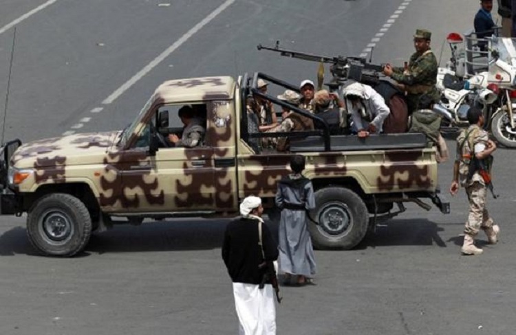 اندلاع اشتباكات مسلحة بين قيادات ميدانية في ميليشا الحوثي في العاصمة صنعاء على خلفية مكتسبات مادية