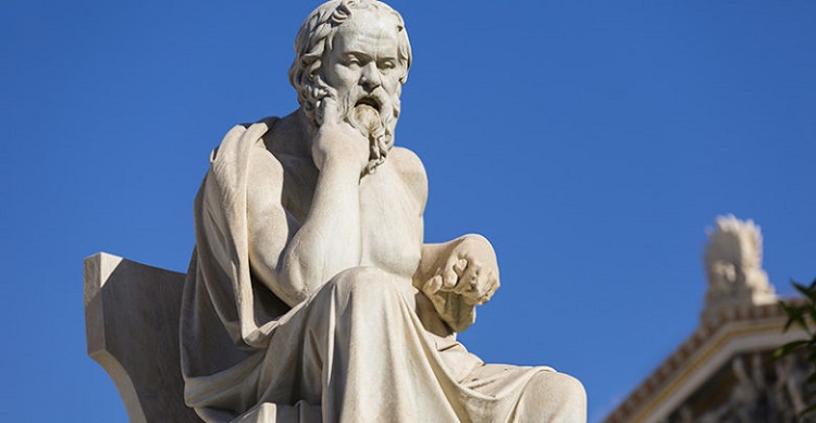 تمثال للفيلسوف اليوناني سقراط