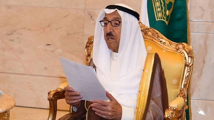 نال أمير الكويت الراحل العديد من الأوسمة تقديراً لجهوده