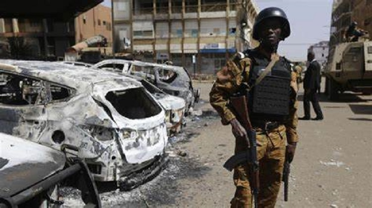 ما تزال مالي وبوركينا فاسو تعانيان من التداعيات الأمنية والعسكرية نتيجة الانتشار الواسع للجماعات المسلحة والإرهابية