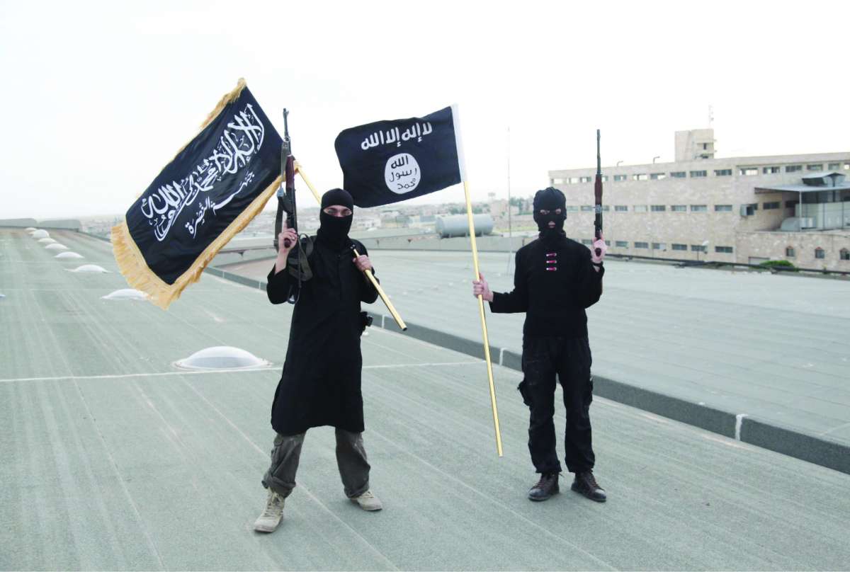 ترك تنظيم القاعدة غريمه داعش يواجه مصيره في مواجهة التحالف الدولي