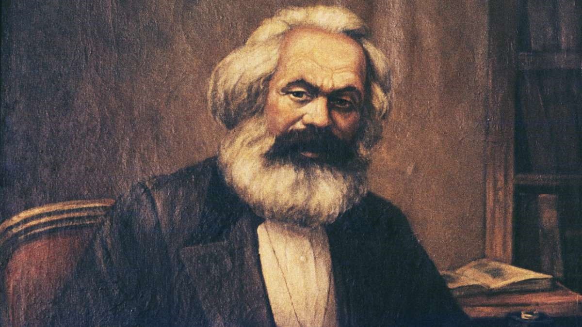 كان ماركس يطمح للكشف عن القوانين والأنساق التي تنتظم الحياة الاجتماعية وفقها