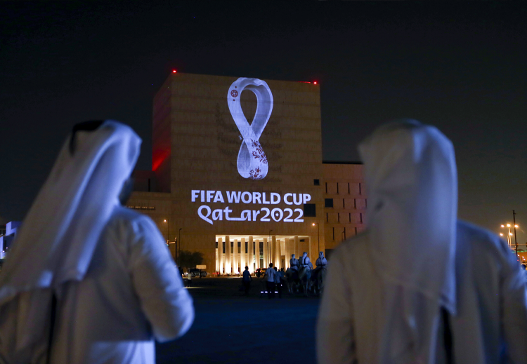 في ظل كورونا.. ما هي توقعات إقامة مونديال قطر 2022؟