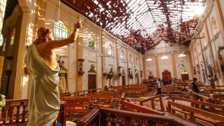  تفجيرات الكنائس في سريلانكا
