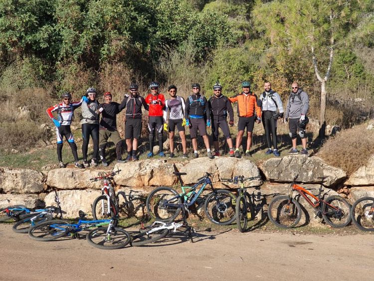 قطع المشاركون على مدار خمسة أيام مسافة 445 كيلومتراً باستخدام الدراجات الهوائية