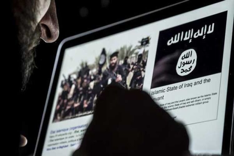 يركز تنظيم داعش على الدعاية والإعلام للمحافظة على سمعته كقائد وحيد للإرهاب العالمي