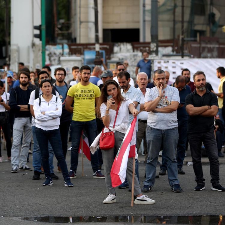 رقعة الاحتجاجات اتّسعت لتشمل مطالب كثيرة، أبرزها؛ مطالب حقوقية للمرأة اللبنانية