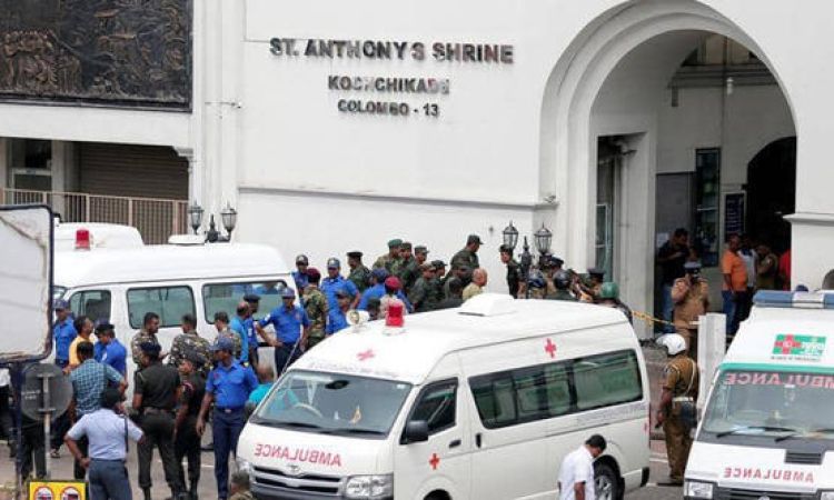 قُتل 64 شخصاً في كولومبو؛ حيث جرى استهداف 3 فنادق وكنيسة