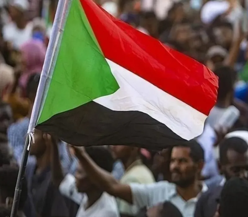زلزال يضرب إخوان السودان... علي عثمان يتدخل لمنع الانهيار الكبير