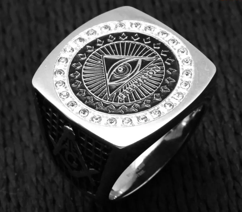 من هم المتنورون؟ وهل يتحكمون في كوكبنا؟
