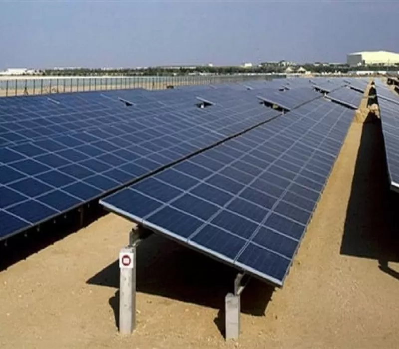 إنجاز إماراتي جديد... موعد بدء تشغيل أكبر محطة للطاقة الشمسية في العالم