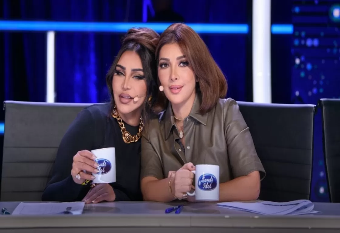 شاهد... الفنانة أحلام تدافع عن أصالة نصري بعد فيديو التدخين شاهد... الفنانة أحلام تدافع عن أصالة نصري بعد فيديو التدخين