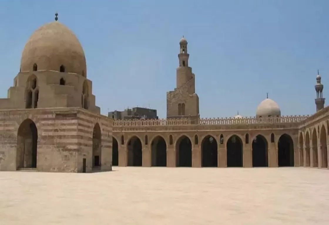 جامع أحمد بن طولون.. ثالث أقدم مساجد مصر يصمد أمام الزمن جامع أحمد بن طولون.. ثالث أقدم مساجد مصر يصمد أمام الزمن