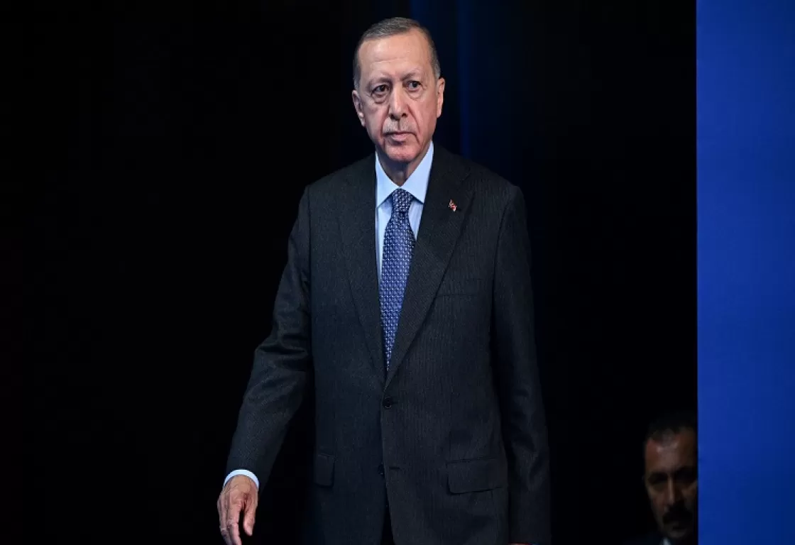 أردوغان يرفع راتبه الشهري... أرقام صادمة للعجز في البنك المركزي التركي أردوغان يرفع راتبه الشهري... أرقام صادمة للعجز في البنك المركزي التركي