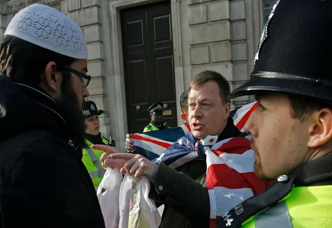 بين المواجهة والمهادنة... لماذا تتجاهل أوروبا تهديدات جماعة الإخوان؟ بين المواجهة والمهادنة... لماذا تتجاهل أوروبا تهديدات جماعة الإخوان؟