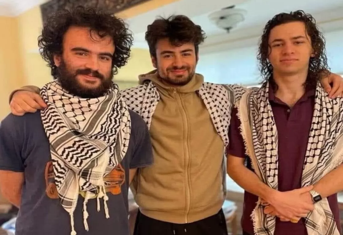 إصابة (3) طلاب فلسطينيين بالرصاص في أمريكا، والشرطة تحقق في جريمة كراهية إصابة (3) طلاب فلسطينيين بالرصاص في أمريكا، والشرطة تحقق في جريمة كراهية