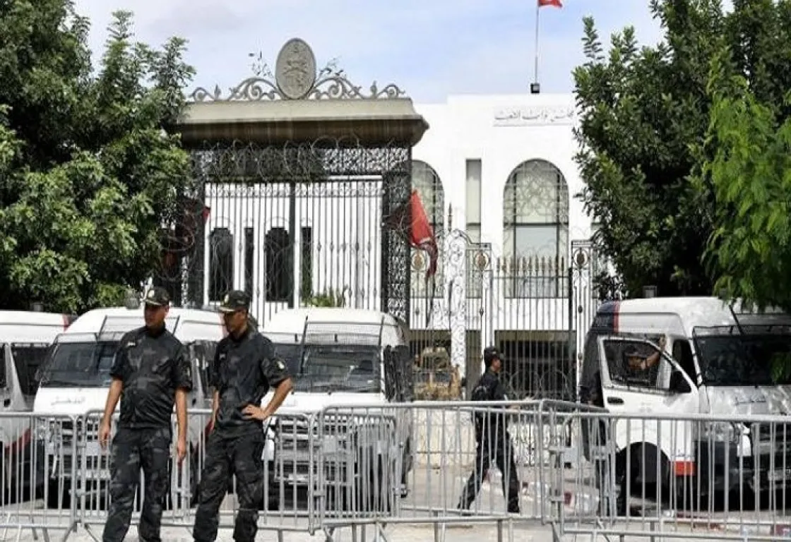 غيابيا.. محكمة تونسية تقضي بسجن قيادي إخواني 25 عاما