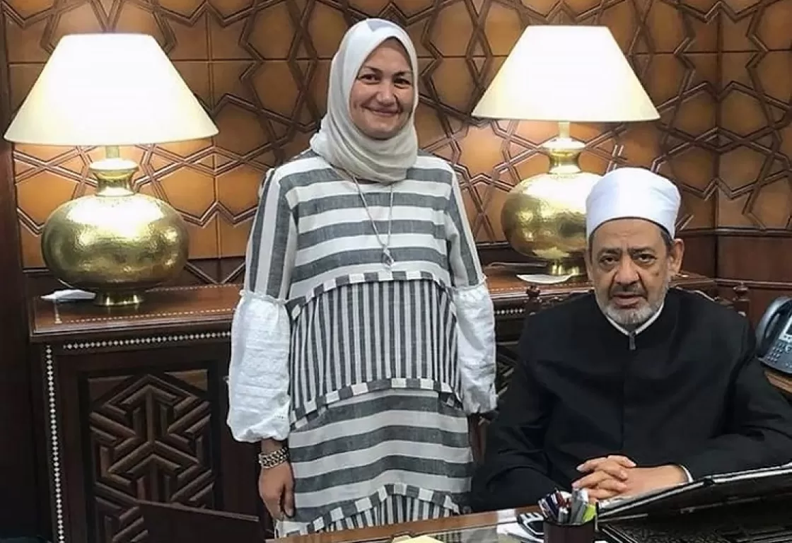 "بلاغ عاجل" ضد أول مستشارة لشيخ الأزهر... ما علاقة الإخوان؟ "بلاغ عاجل" ضد أول مستشارة لشيخ الأزهر... ما علاقة الإخوان؟