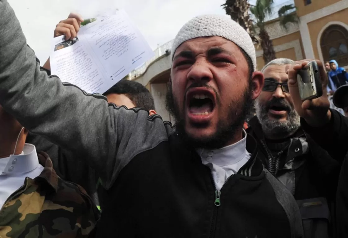 تزييف الوعي باسم الدين: الإسلاموية نموذجاً تزييف الوعي باسم الدين: الإسلاموية نموذجاً