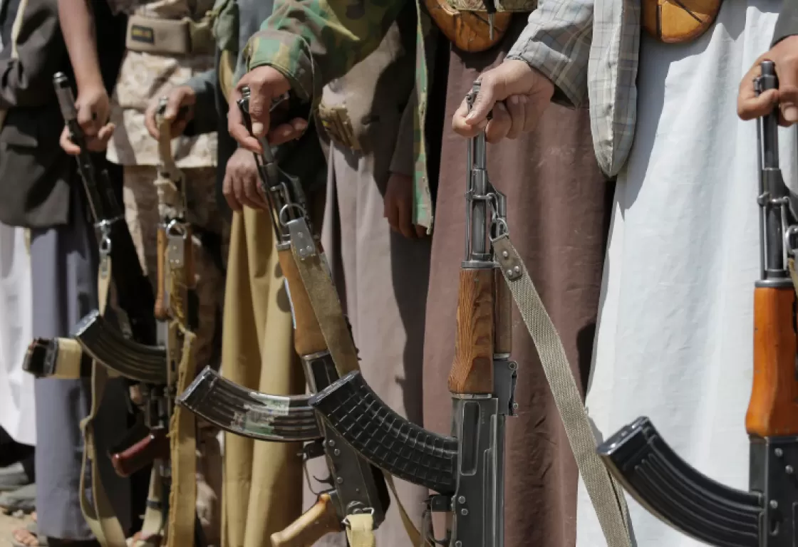 اليمن... مفاوضات السلام تصطدم بإمداد الحوثيين بالأسلحة اليمن... مفاوضات السلام تصطدم بإمداد الحوثيين بالأسلحة